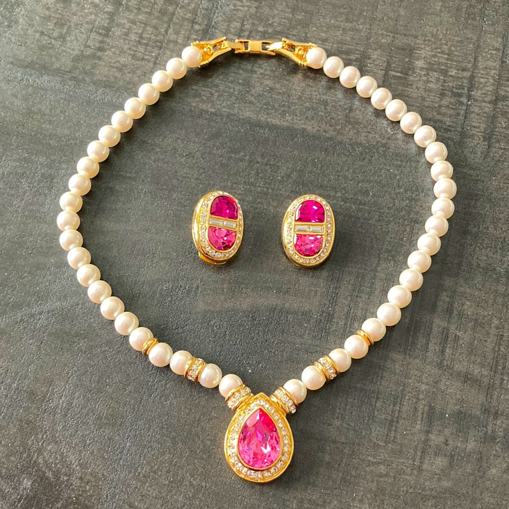 Vintage Oscar de la Renta faux pearl and pink crystal pendant necklace set